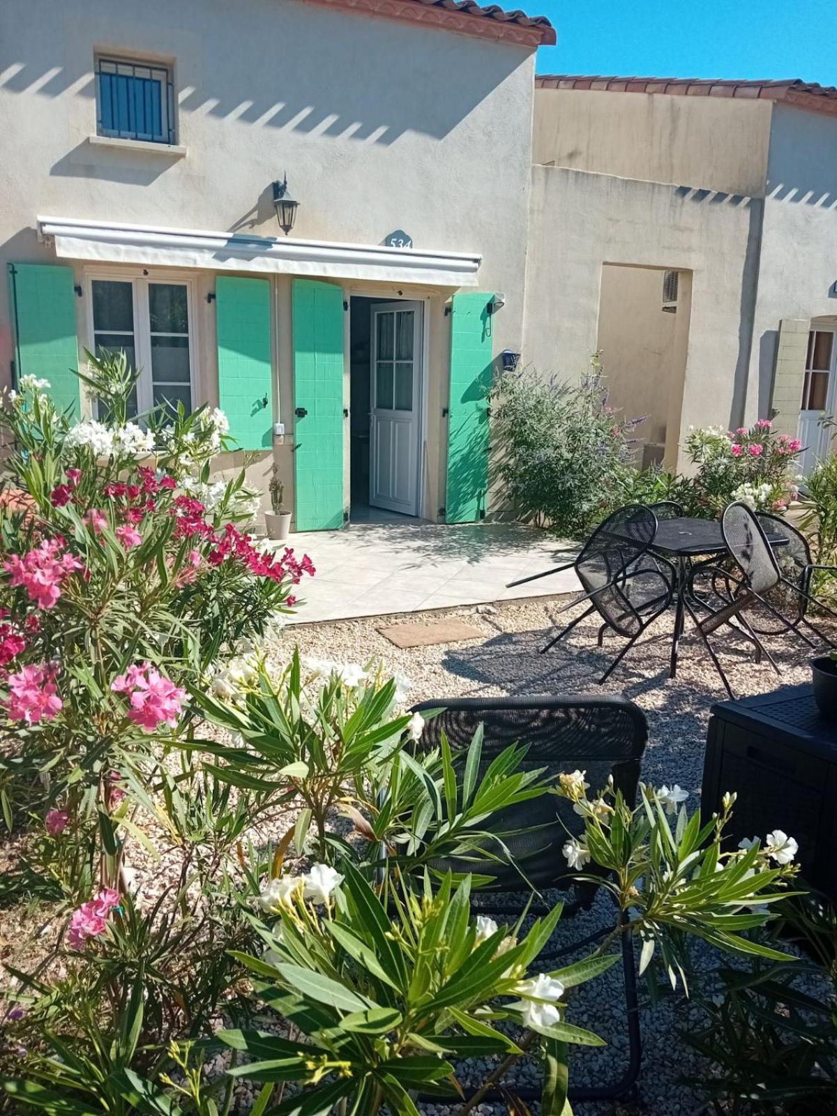 Maison Coquette En Camargue Gallargues-le-Montueux Eksteriør bilde